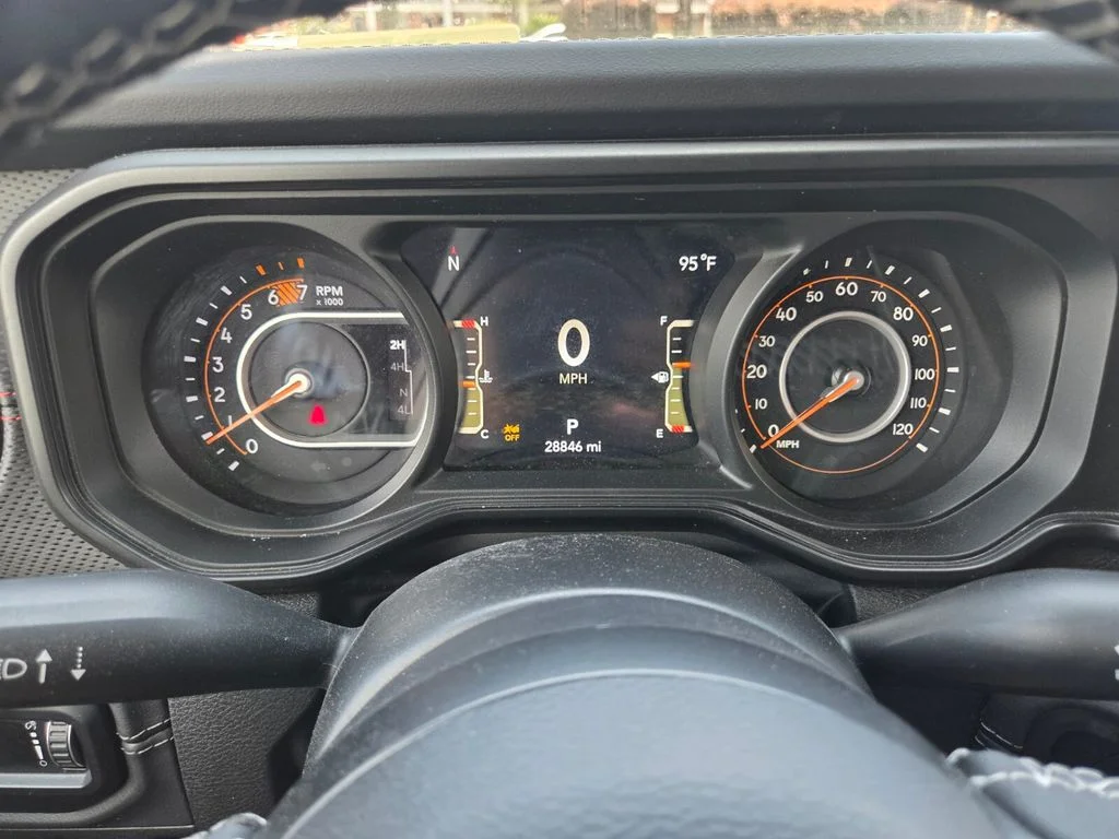Used 2025 Black Jeep Rubicon image 15