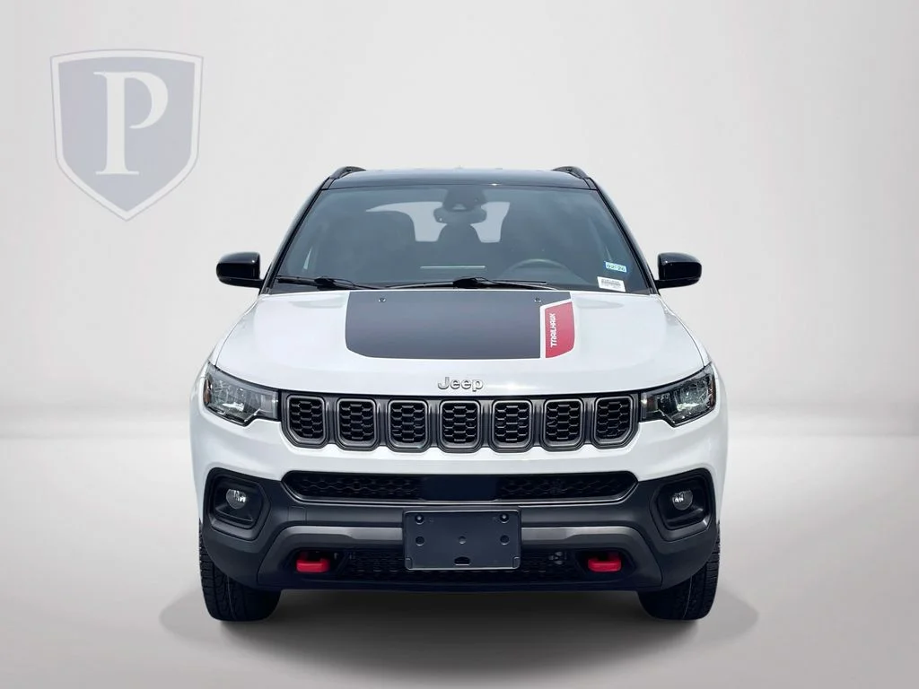Certified Used 2025 White Jeep Trailhawk image 3