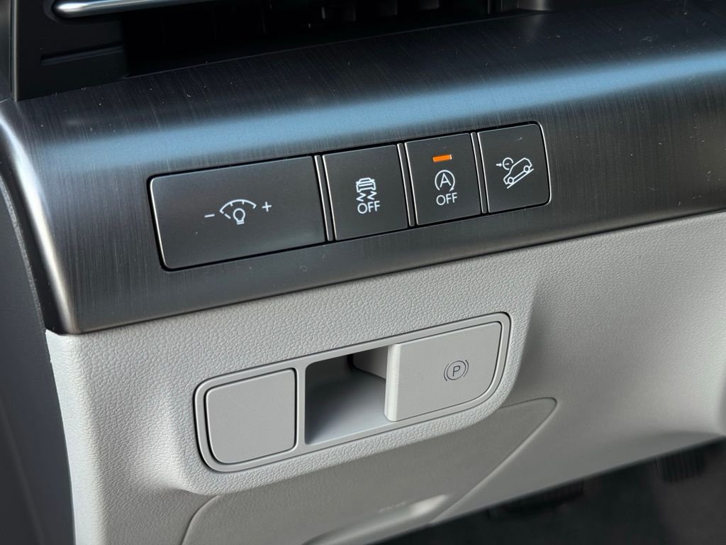 Used 2026 Gray Hyundai SE image 19