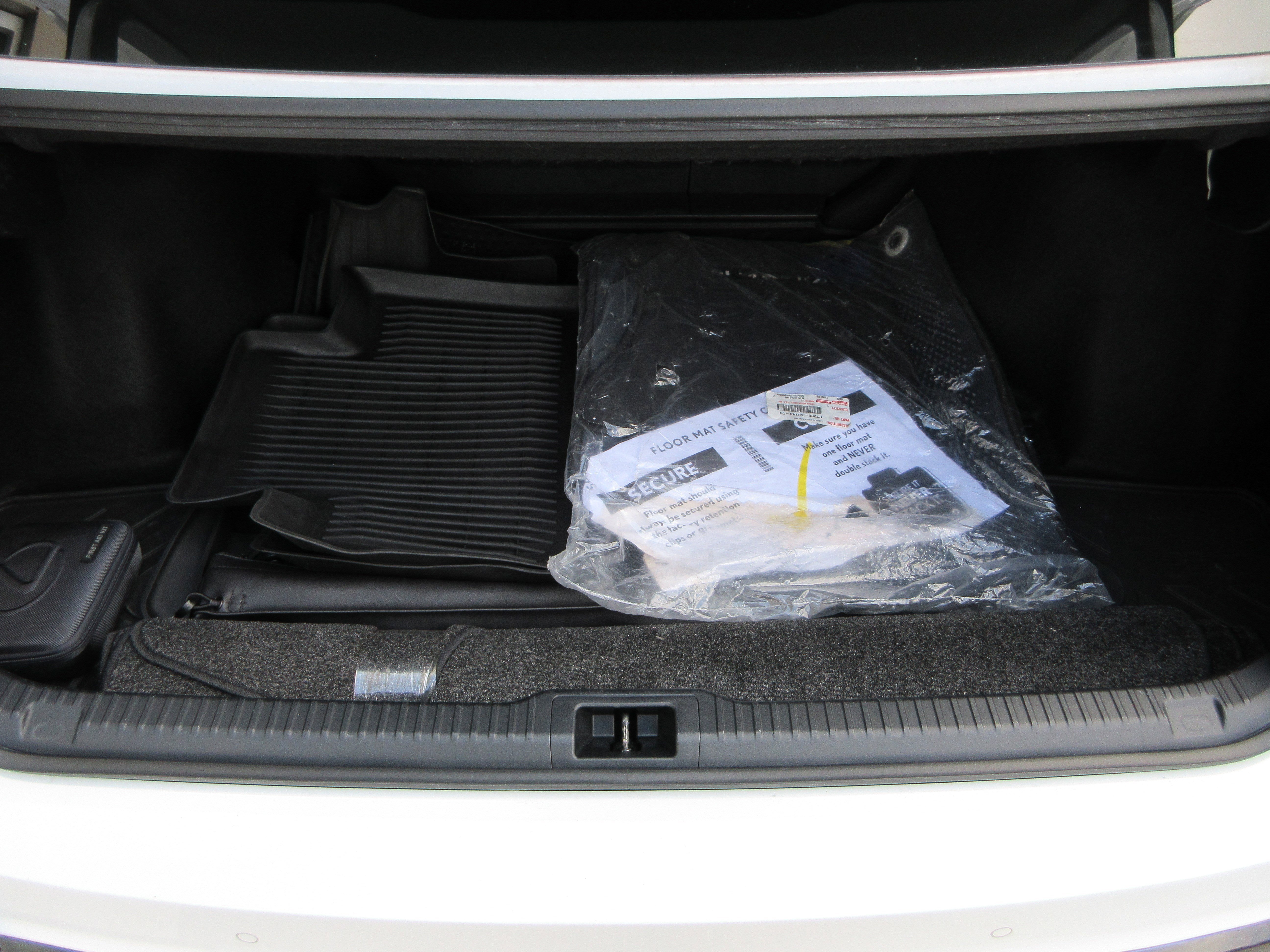 Used 2023 Ultra White Lexus 350 F SPORT image 54