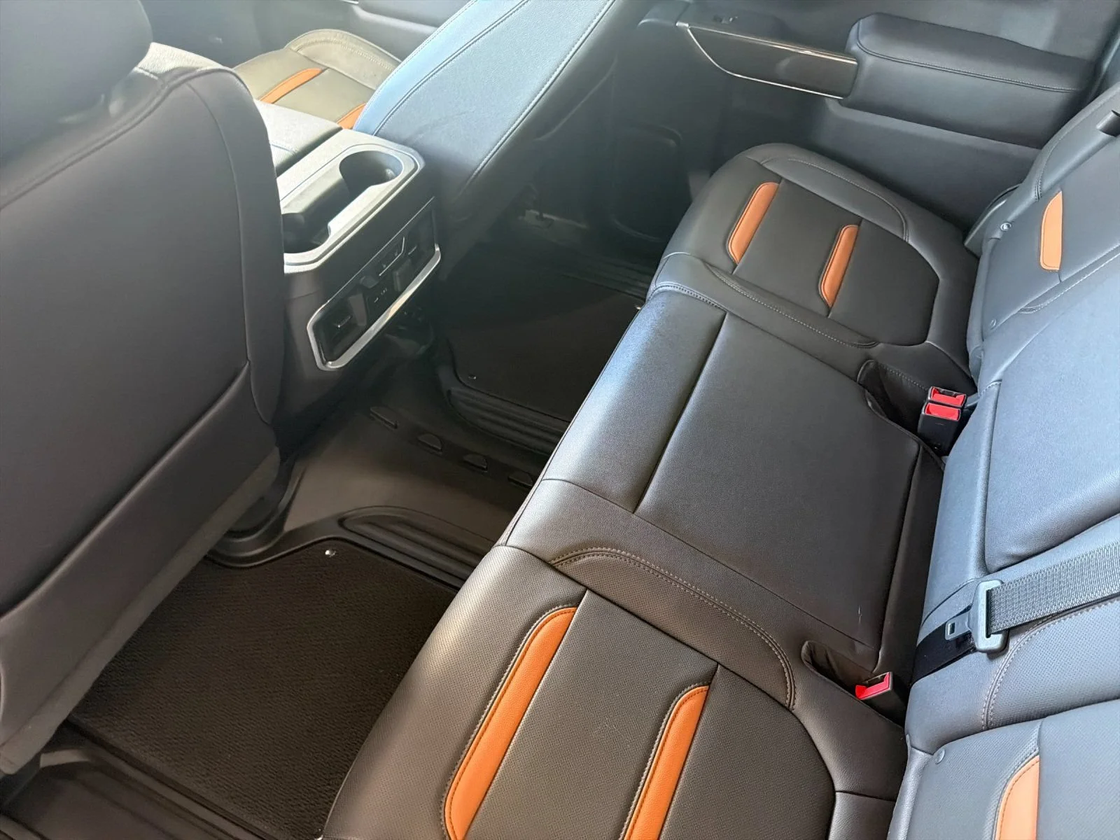 Used 2022 ONYX BLACK GMC AT4 image 13