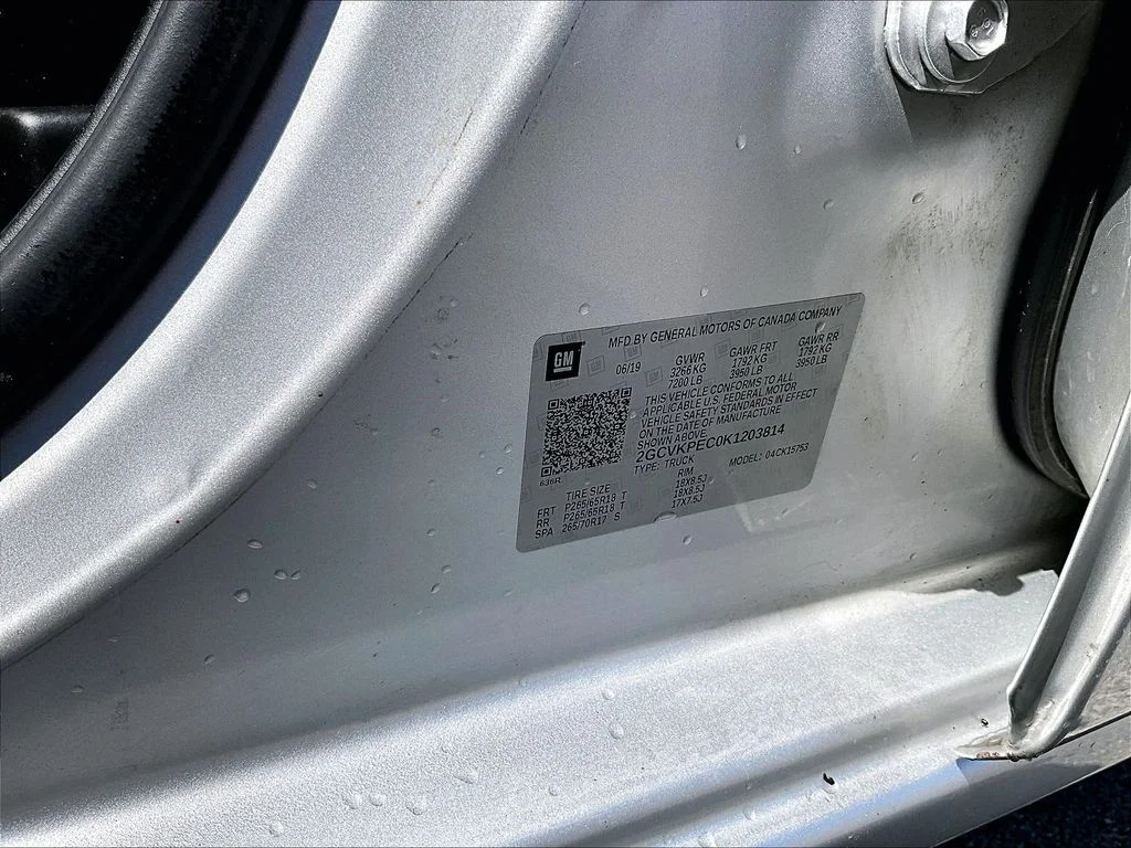 Used 2019 Silver Chevrolet LT image 35