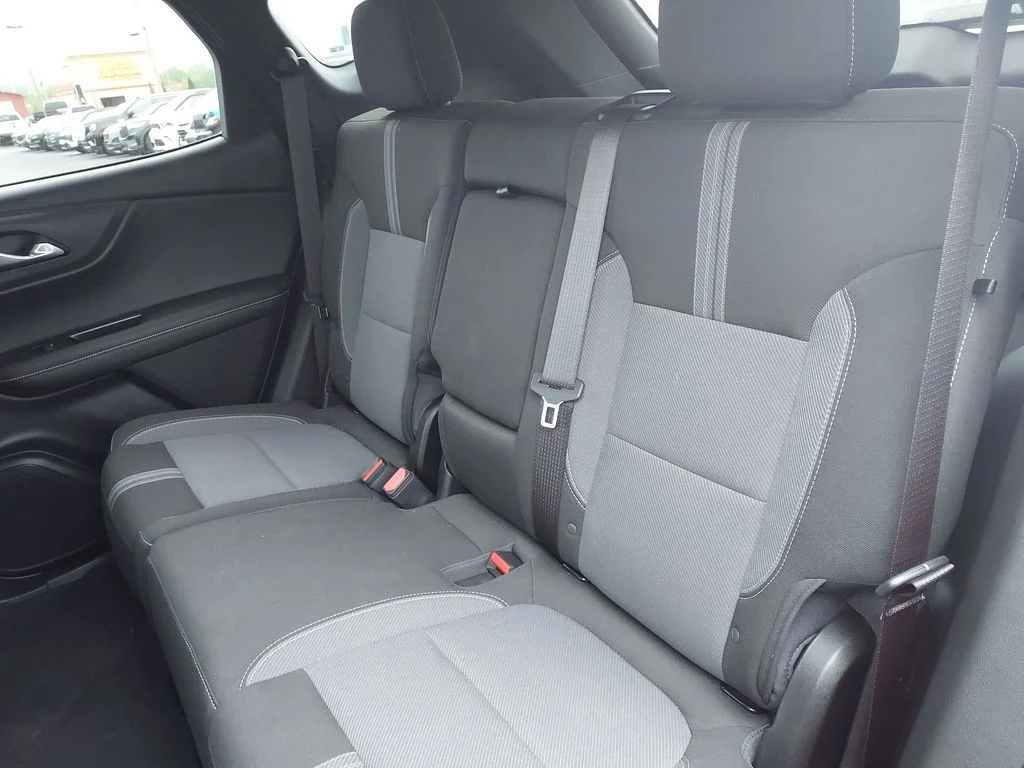 Used 2023 Red Chevrolet LT image 27