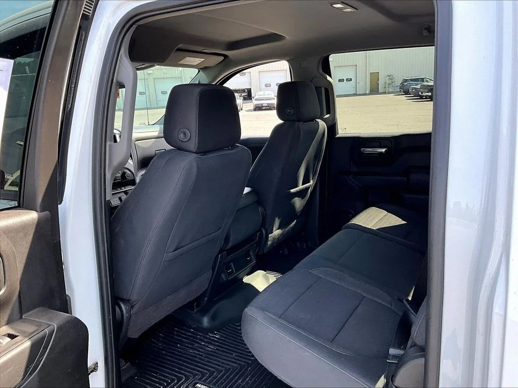 Used 2020 White Chevrolet LT image 8