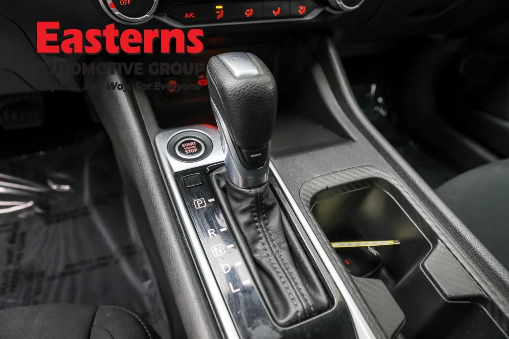 Used 2024 Gray Nissan SV image 13