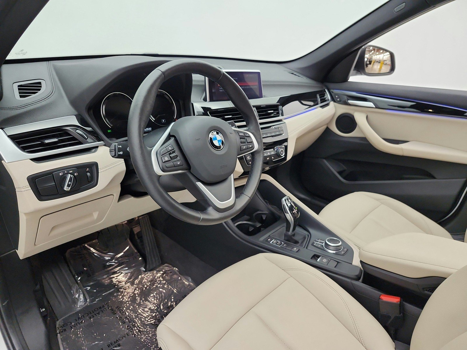 Used 2021 Alpine White BMW xDrive28i Sports Activity Vehicle image 12