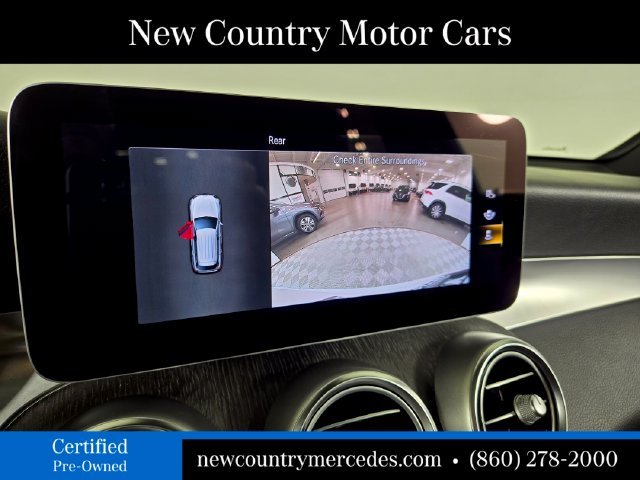 Used 2022  Mercedes-Benz GLC 300 image 29