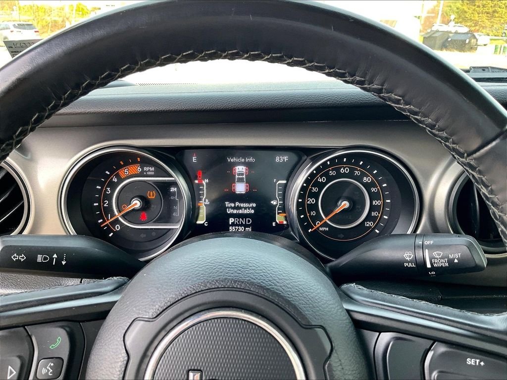 Used 2021 Black Jeep Sport image 24