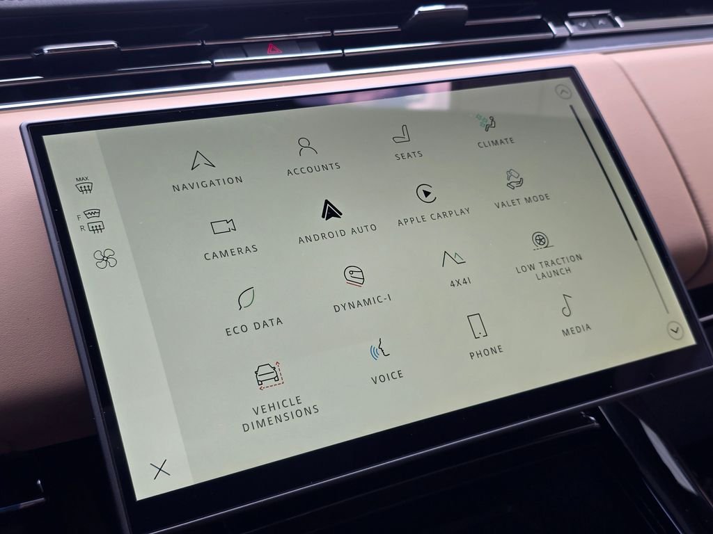 New 2026 Fuji White LAND ROVER SE image 21
