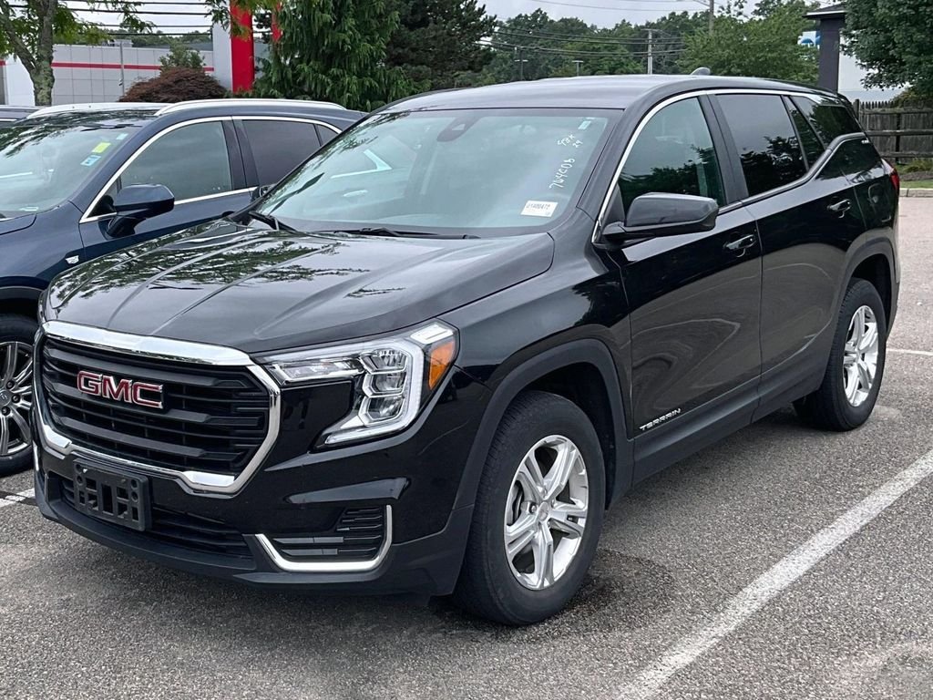 Used 2024 Black GMC SLE image 3