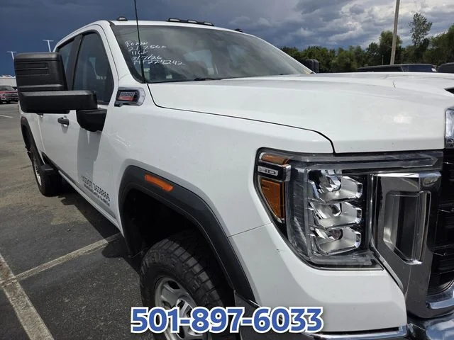 Used 2021 White GMC Base image 8