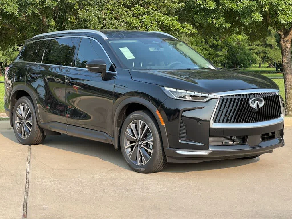 New 2027 HARBOR GRAY INFINITI Luxe FWD image 2