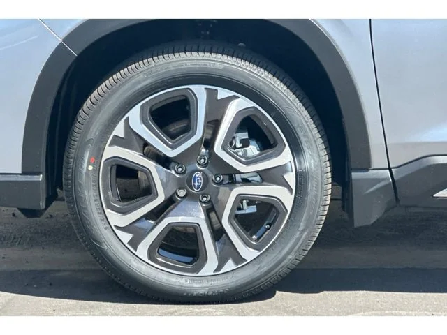 New 2026 ICE SILVER METALLIC Subaru Touring 7-Passenger image 56