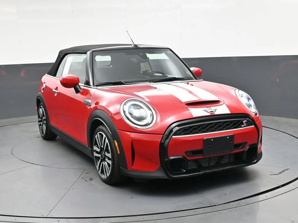 2024 MINI Convertible Cooper S's photo
