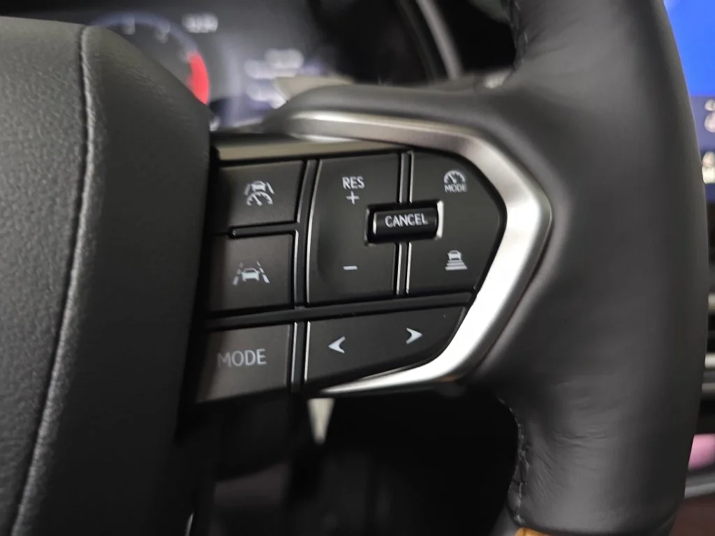 New 2026 Iridium Lexus PREMIUM PLUS image 17