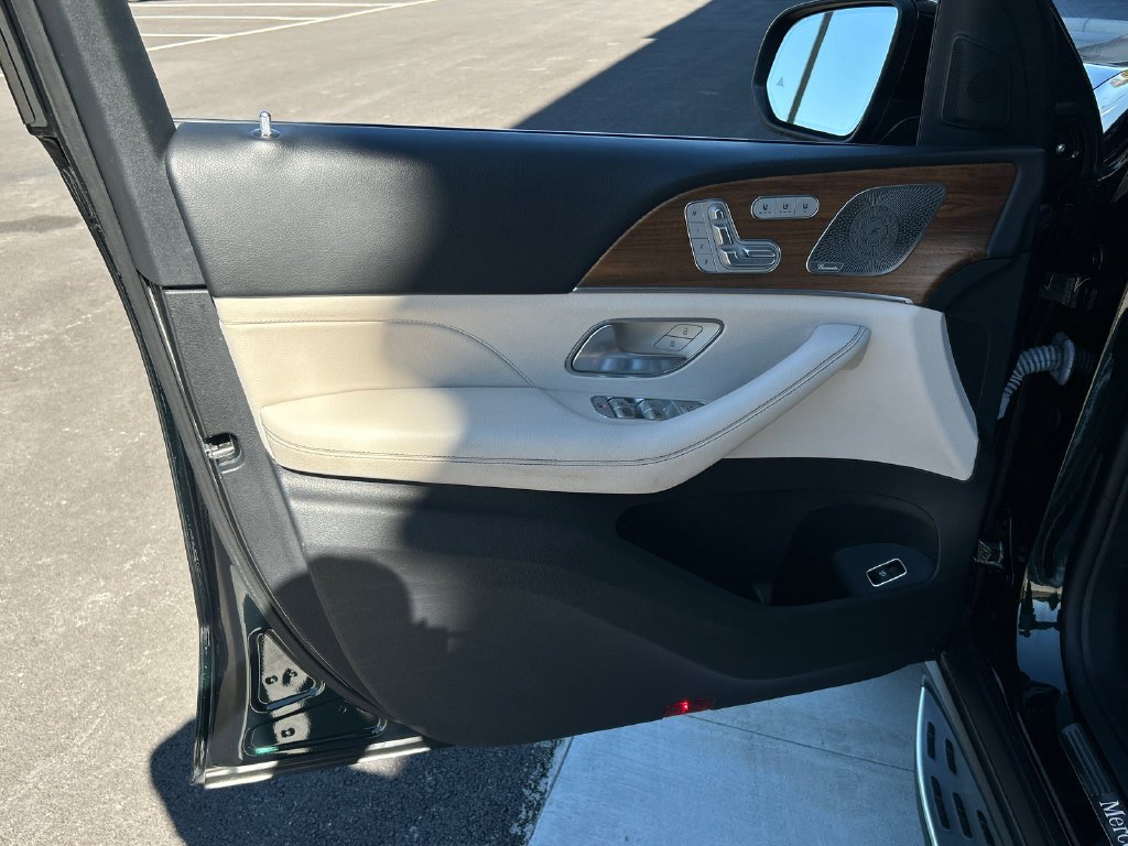 Certified Used 2022 Green Mercedes-Benz GLS 450 image 10