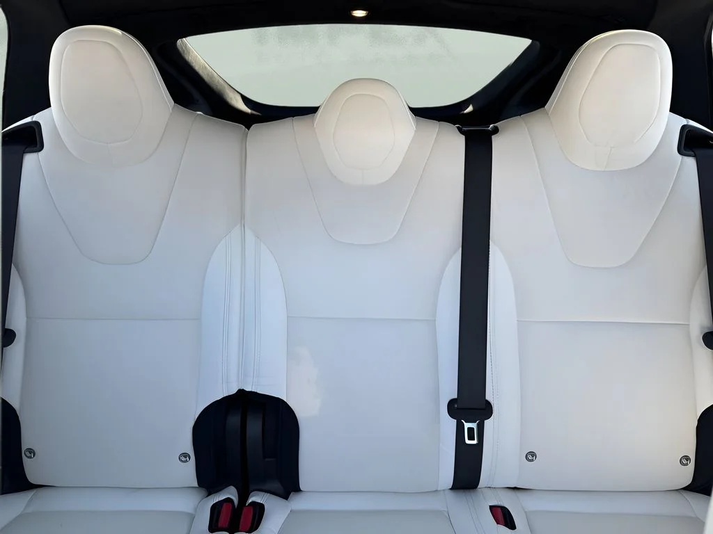 Used 2022  Tesla Base image 12