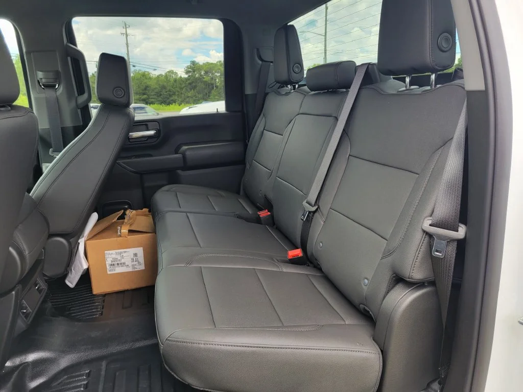 New 2026 Summit White Chevrolet Work Truck image 14