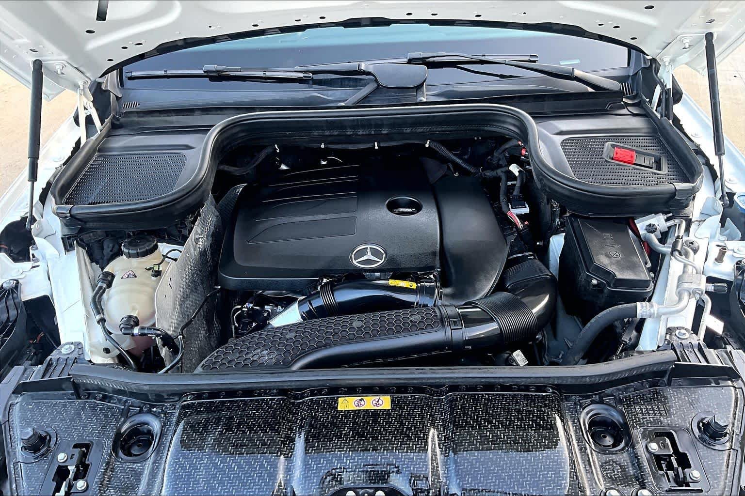 Used 2022 Polar White Mercedes-Benz GLE 350 image 27