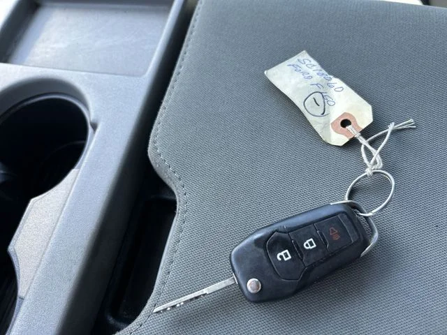 Used 2019 White Ford XL image 20