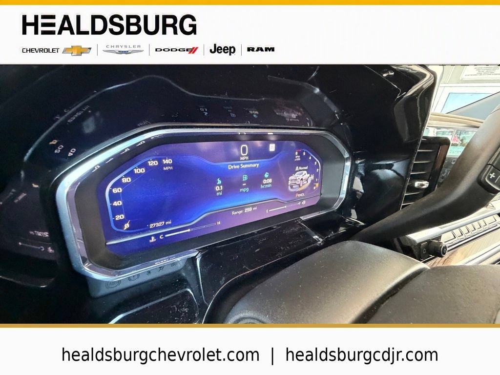 Used 2025 Sterling Gray Metallic Chevrolet LT image 17