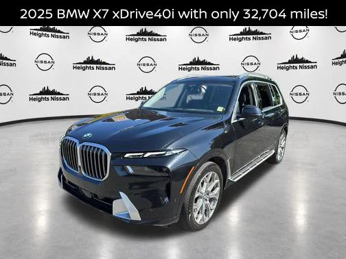 2025 BMW X7 40i