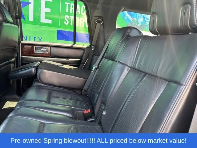 Used 2016 Silver Lincoln Select image 35