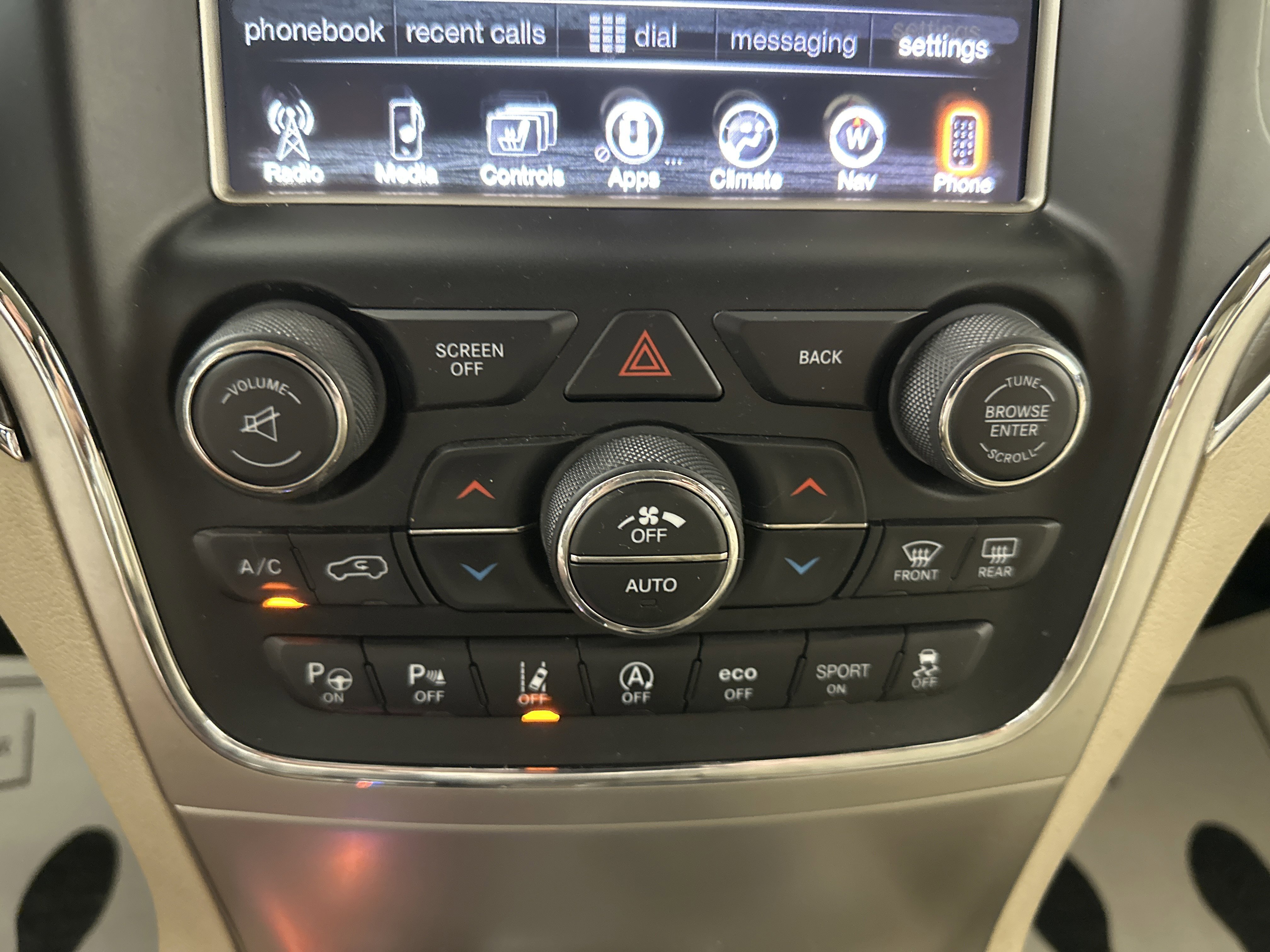 Used 2017 Velvet Red Pearlcoat Jeep Limited image 21