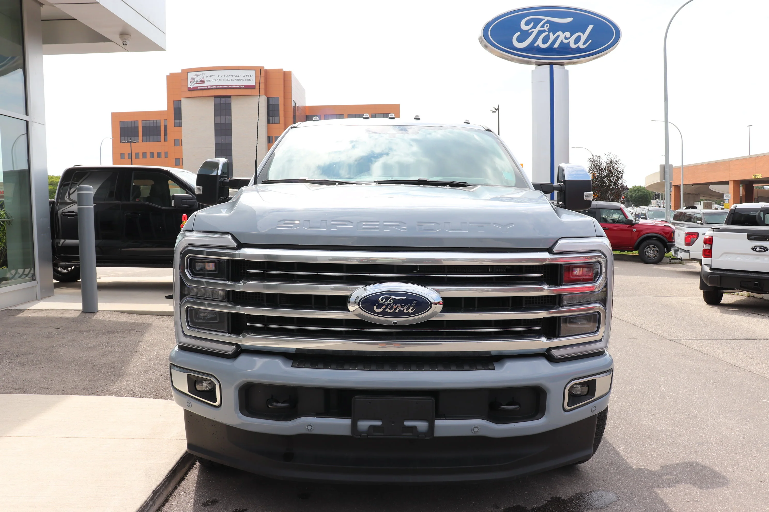 Used 2025 Gray Ford PLATINUM 160 WB STYLESIDE Crew Cab 6.75