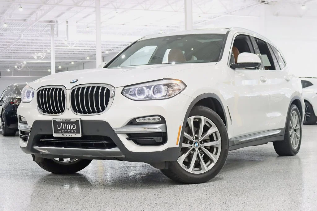 Used 2019 White BMW xDrive30i image 6