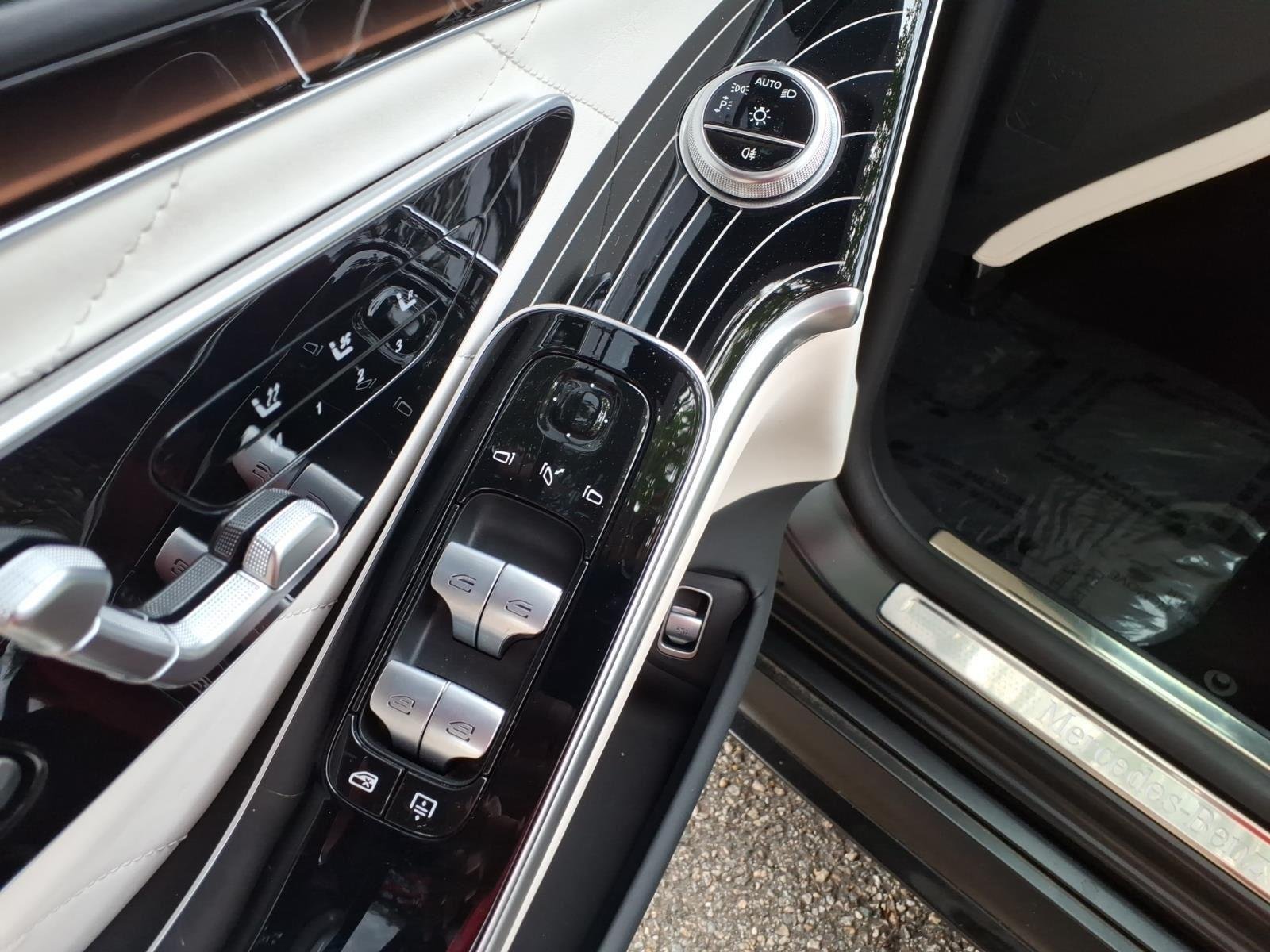 Used 2022 MANUFAKTUR Night Black Magno Mercedes-Benz S 580 image 23