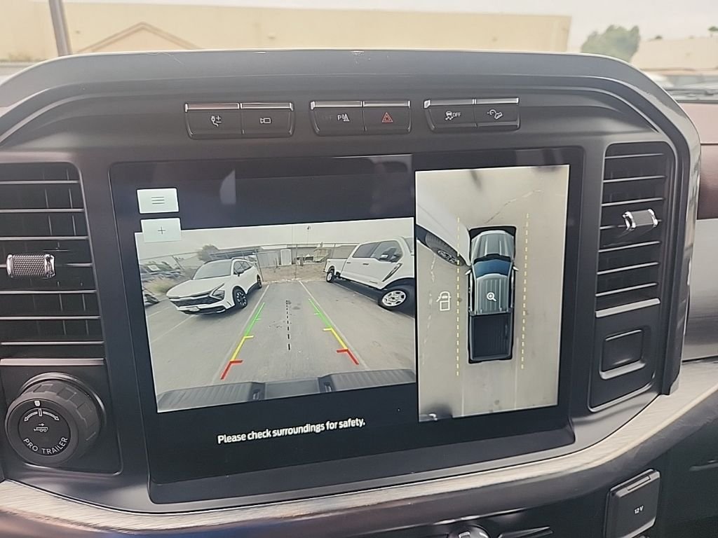 Used 2023 White Ford Lariat image 23