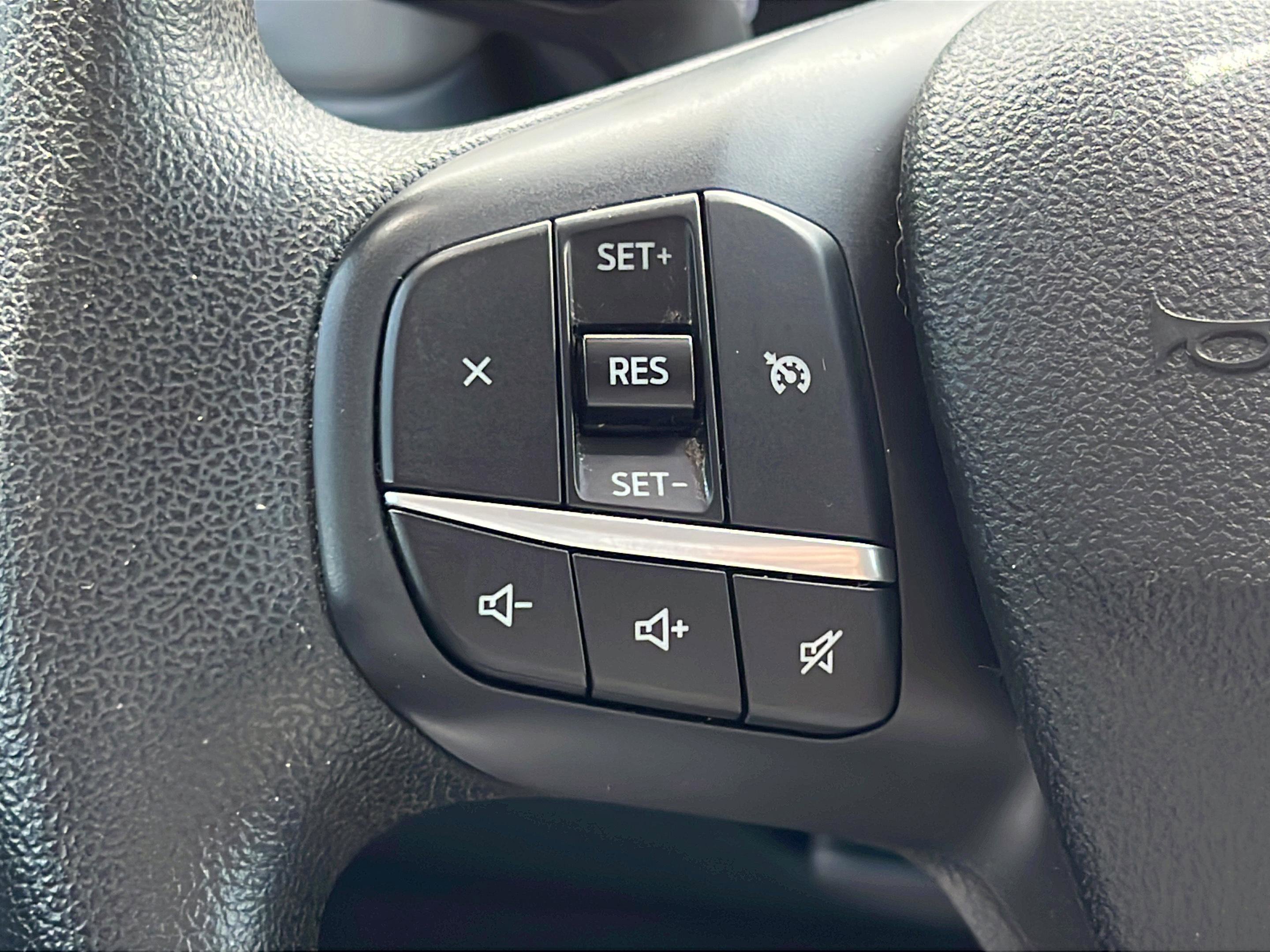 Used 2022 Area 51 Ford XL image 17
