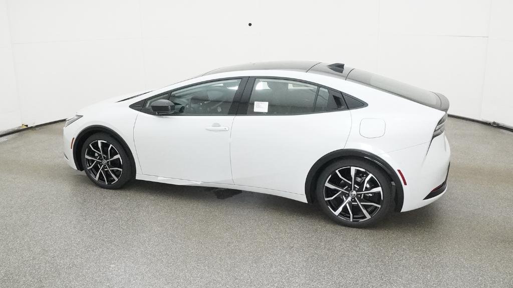New 2026 Wind Chill Pearl Toyota XSE Premium image 79