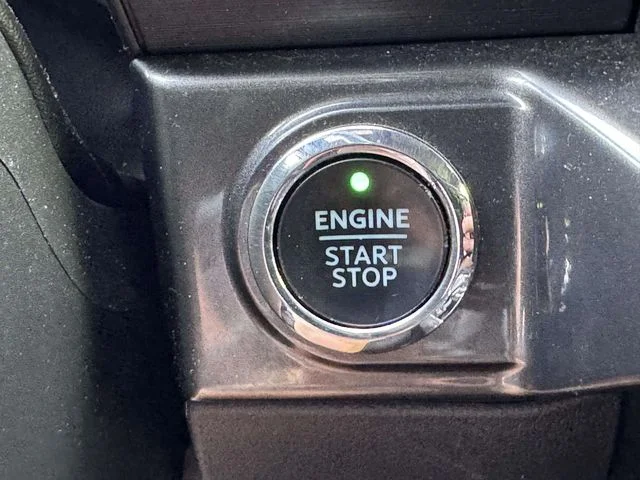 Used 2023 Silver Ford XLT image 34