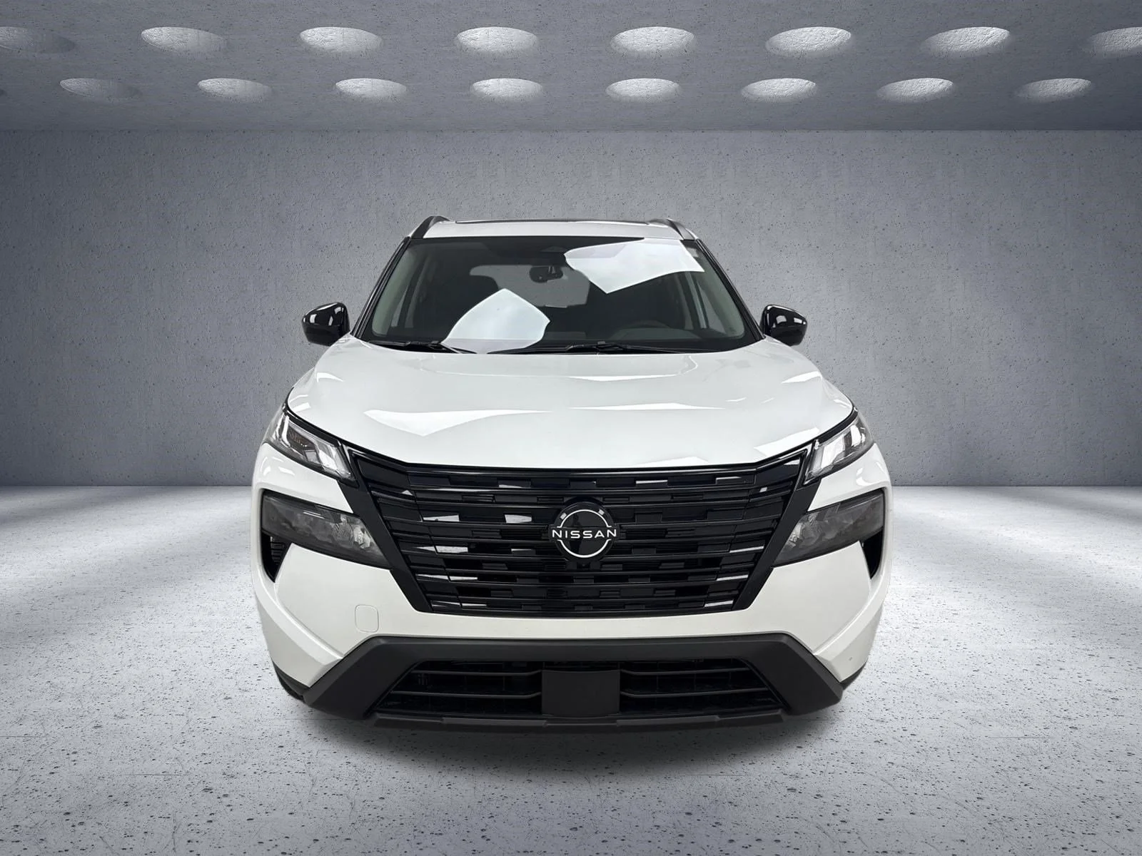 New 2026 Everest White Pearl TriCoat Nissan Dark Armor™ image 8
