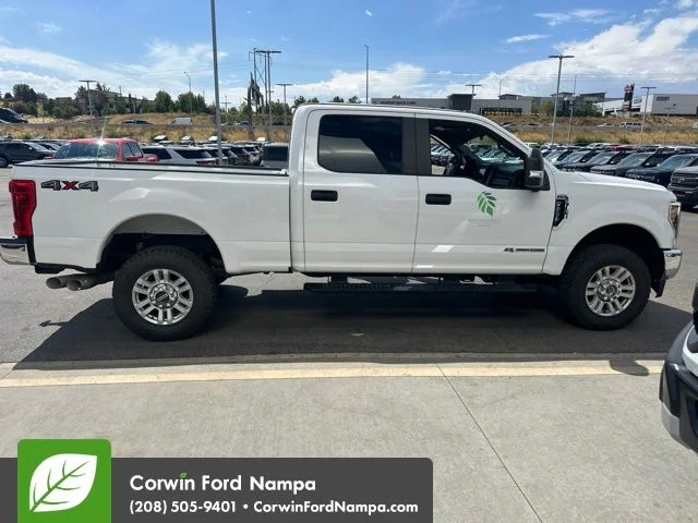 Used 2019 White Ford XL image 7