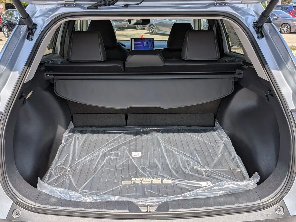 New 2026 Sonic Silver Toyota XLE image 26