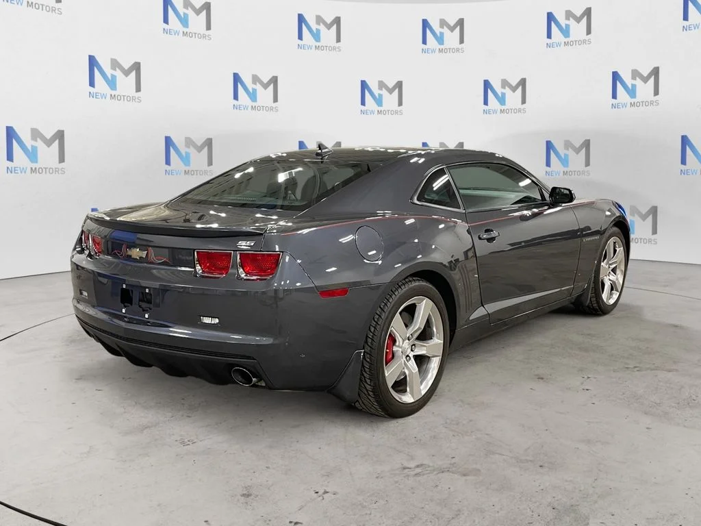 Used 2010 Cyber Gray Metallic Chevrolet SS image 5