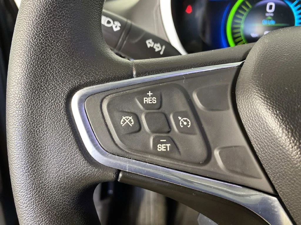Used 2018 Steel Metallic Chevrolet LT image 16