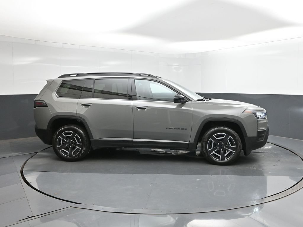 New 2026 Sting-Gray Clear-Coat Exterior Paint Jeep Limited image 15