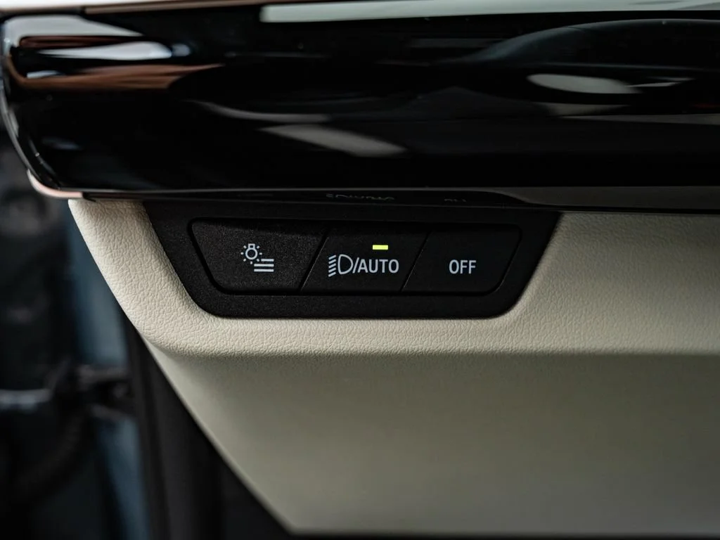 New 2027 Skyscraper Grey Metallic BMW xDrive28i image 42