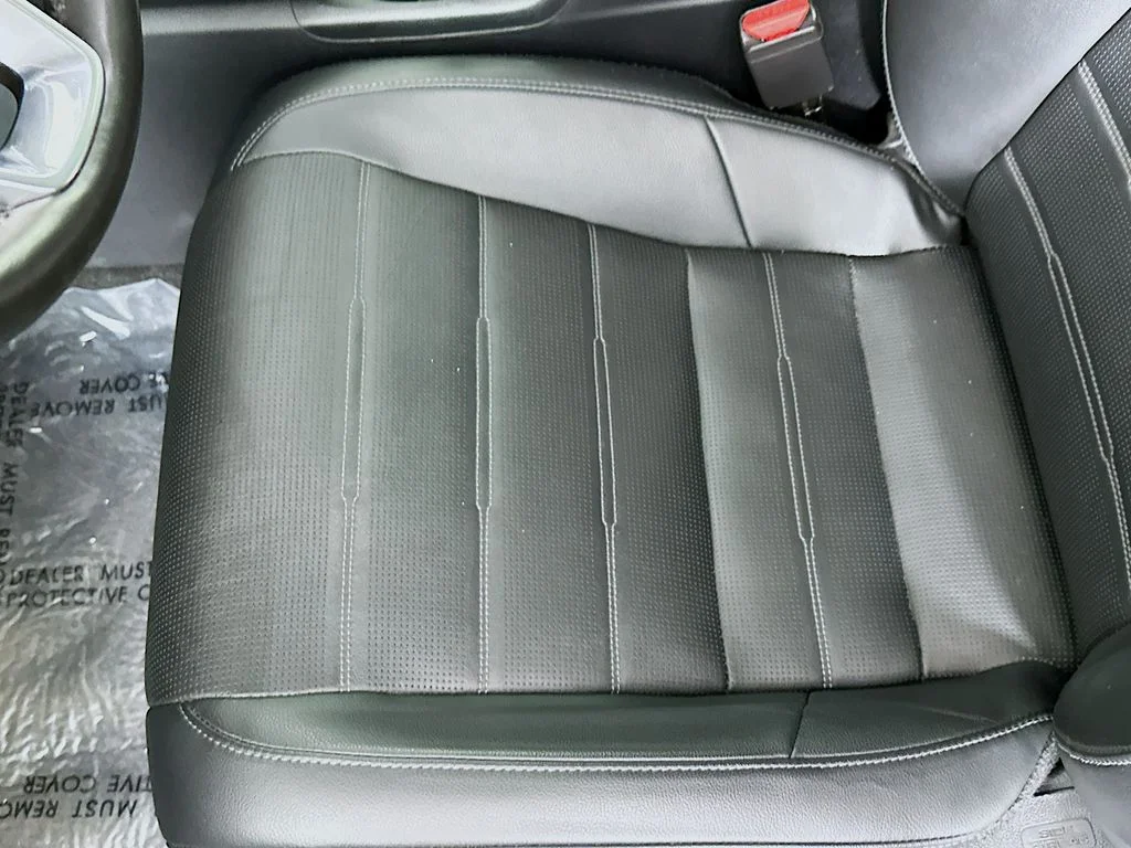 Used 2024 Blue Honda EX-L image 19