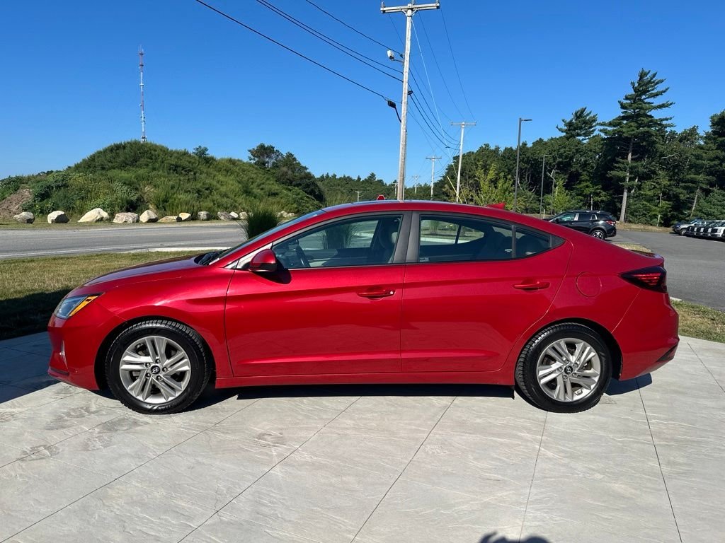 Used 2019 Red Hyundai Value Edition image 3