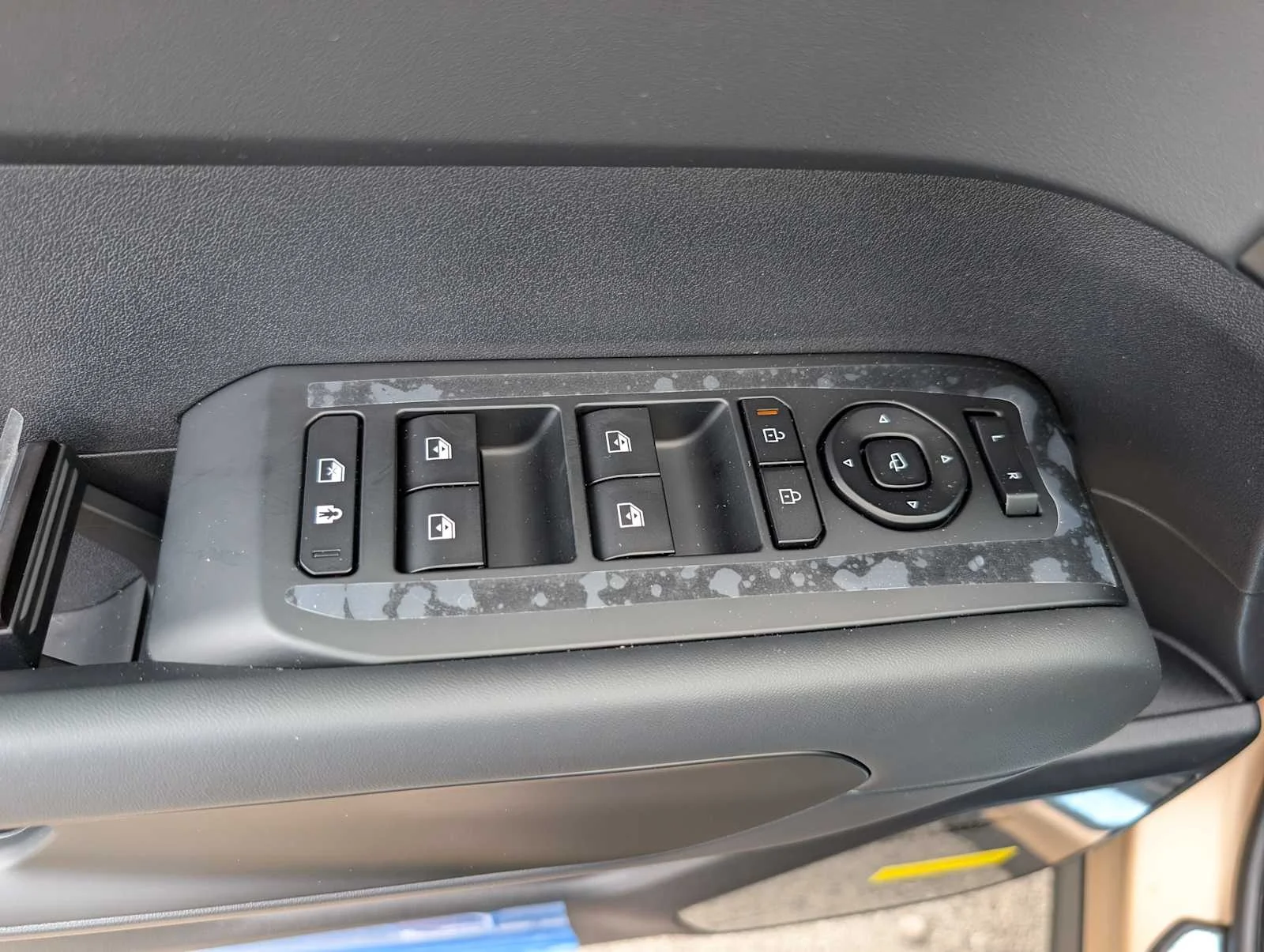 New 2027 Terrain Brown Matte Kia X-Line SX-Prestige image 36
