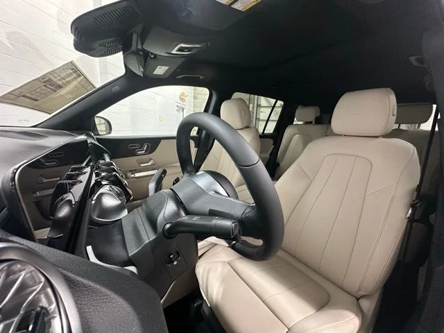 New 2026 Night Black Mercedes-Benz GLB 250 image 12