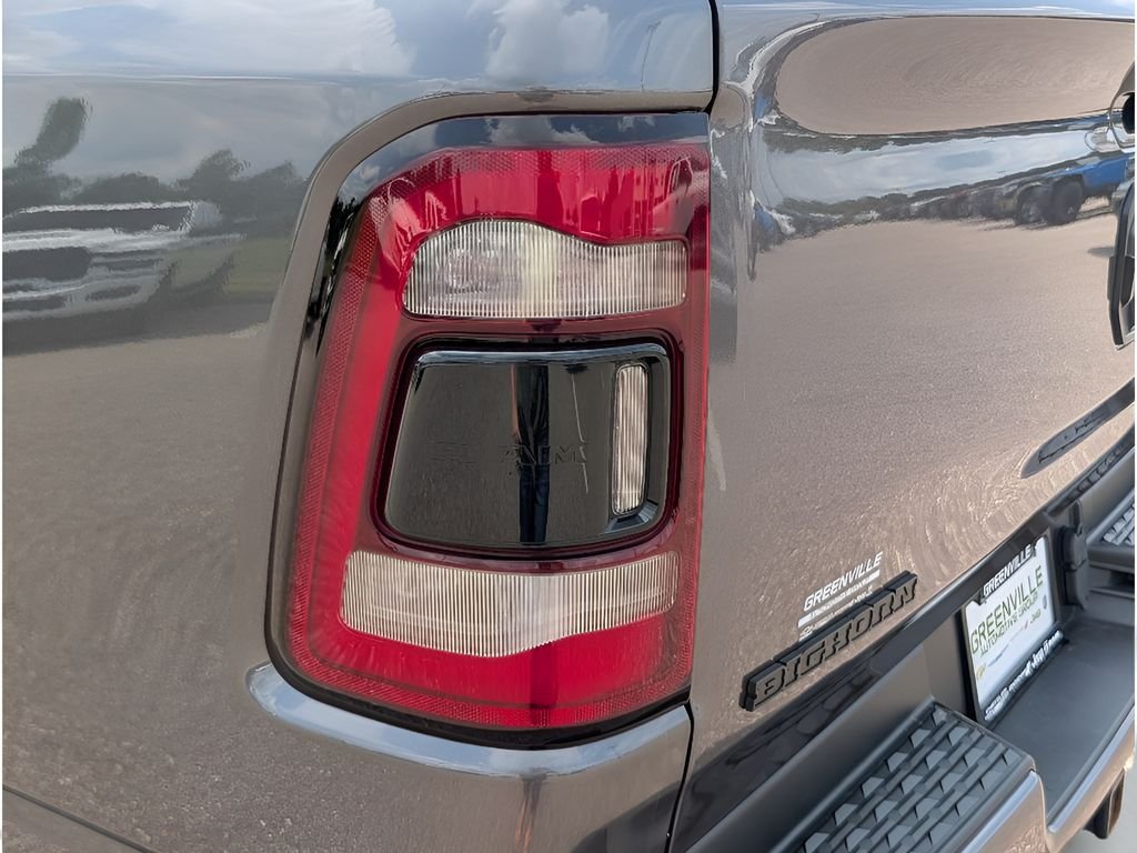 Used 2022 Granite Crystal Metallic Clearcoat Ram Big Horn Night Edition 4x4 image 4