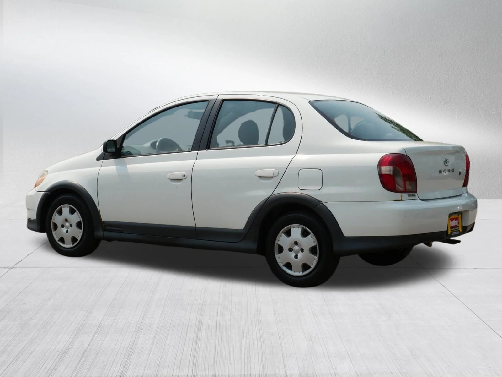 Used 2002 Polar White Toyota  image 5