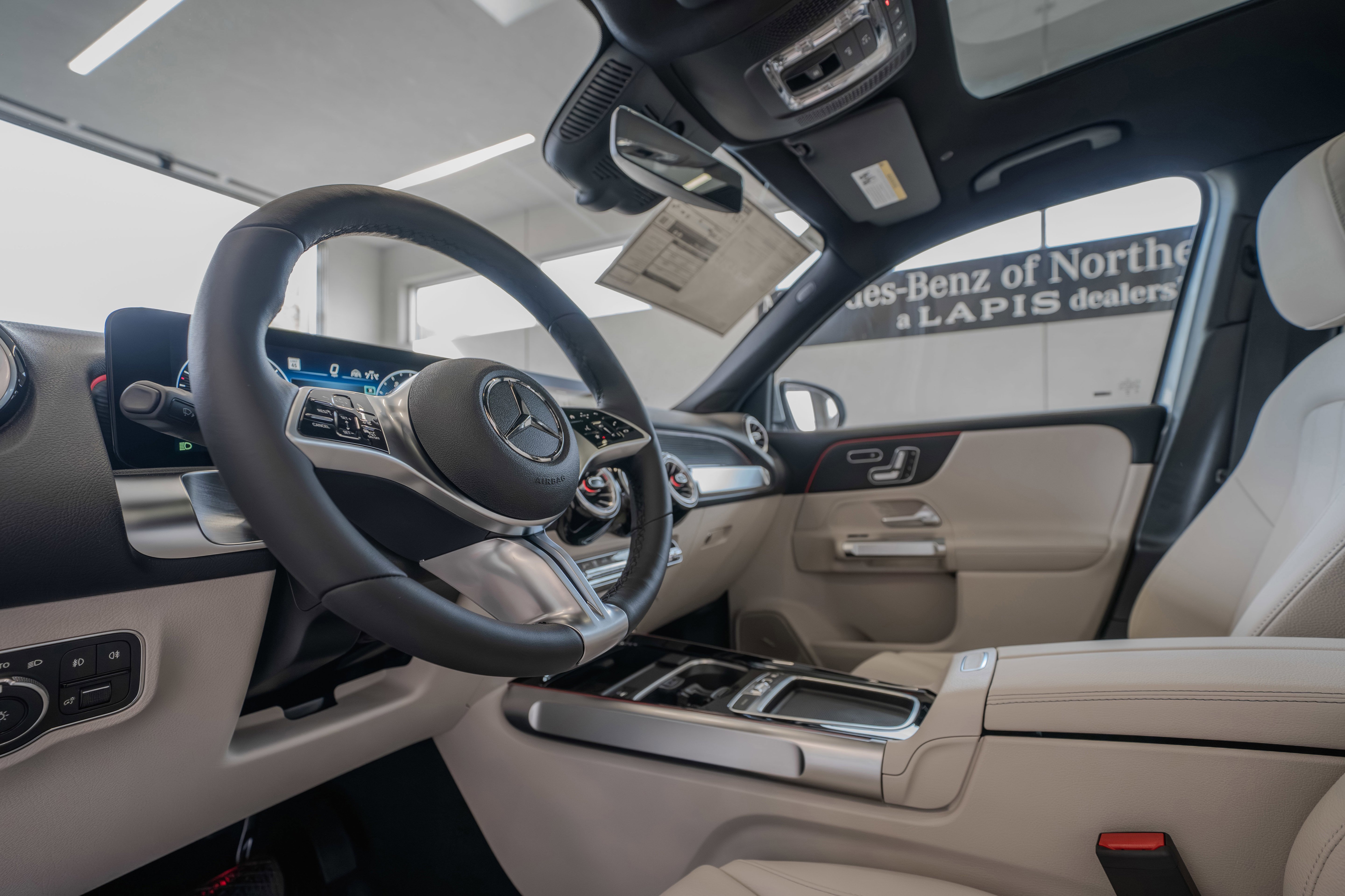 New 2026 Cirrus Silver Metallic Mercedes-Benz GLB 250 image 42