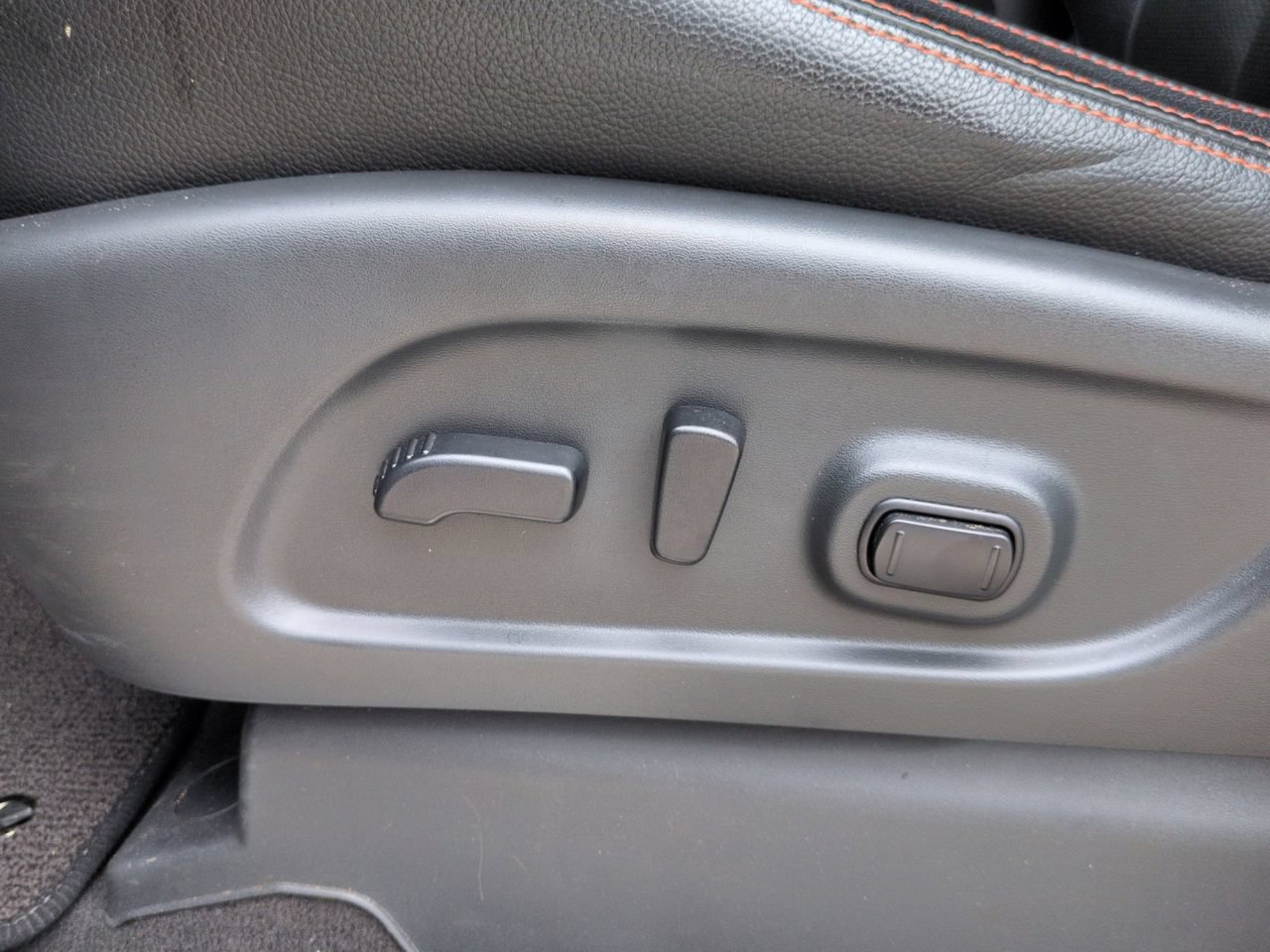 Used 2021 Gun Metallic Nissan PRO-4X image 17